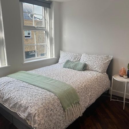 Spacious Battersea Rooms And Apartments Лондон Экстерьер фото