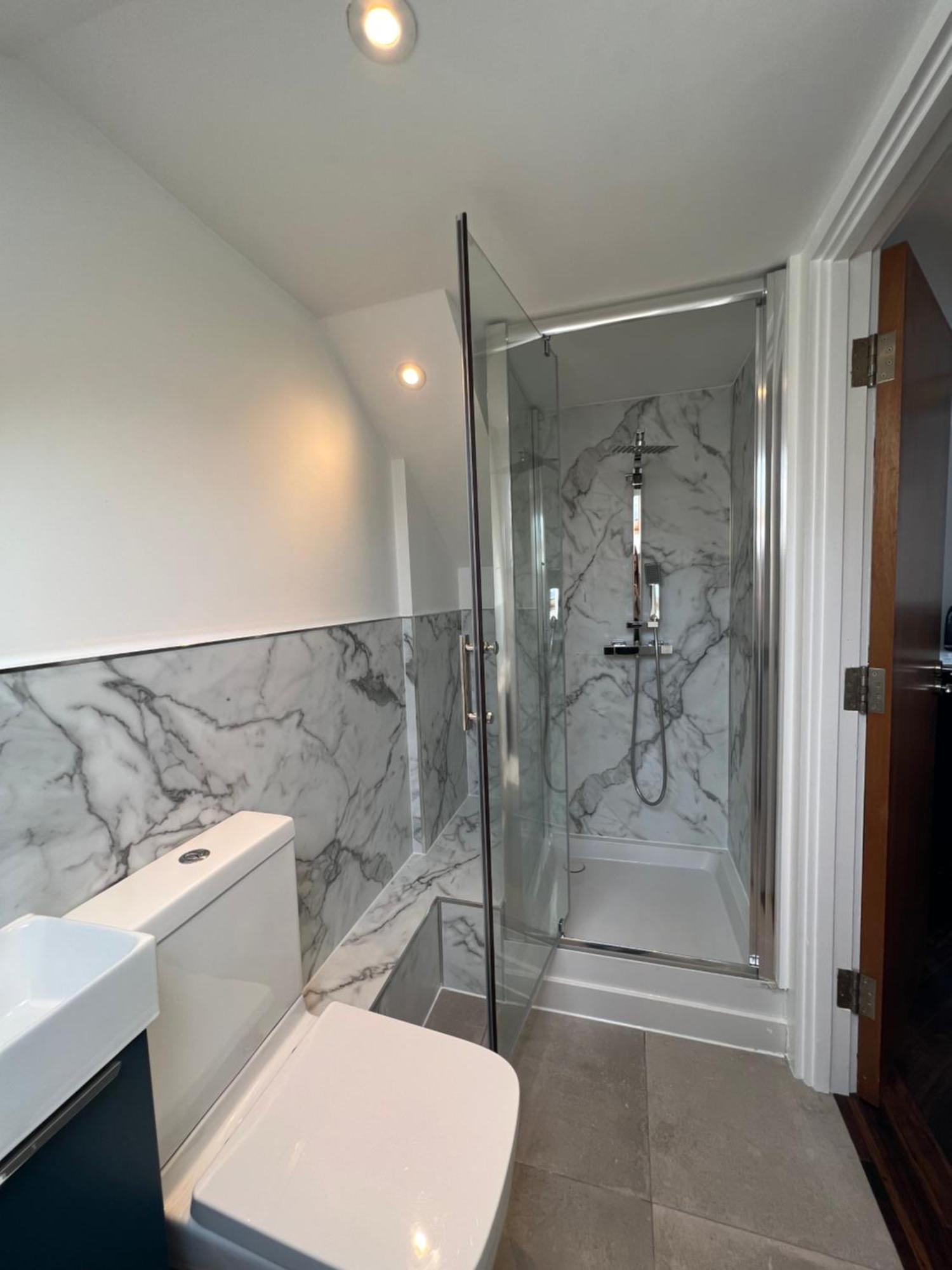 Spacious Battersea Rooms And Apartments Лондон Экстерьер фото