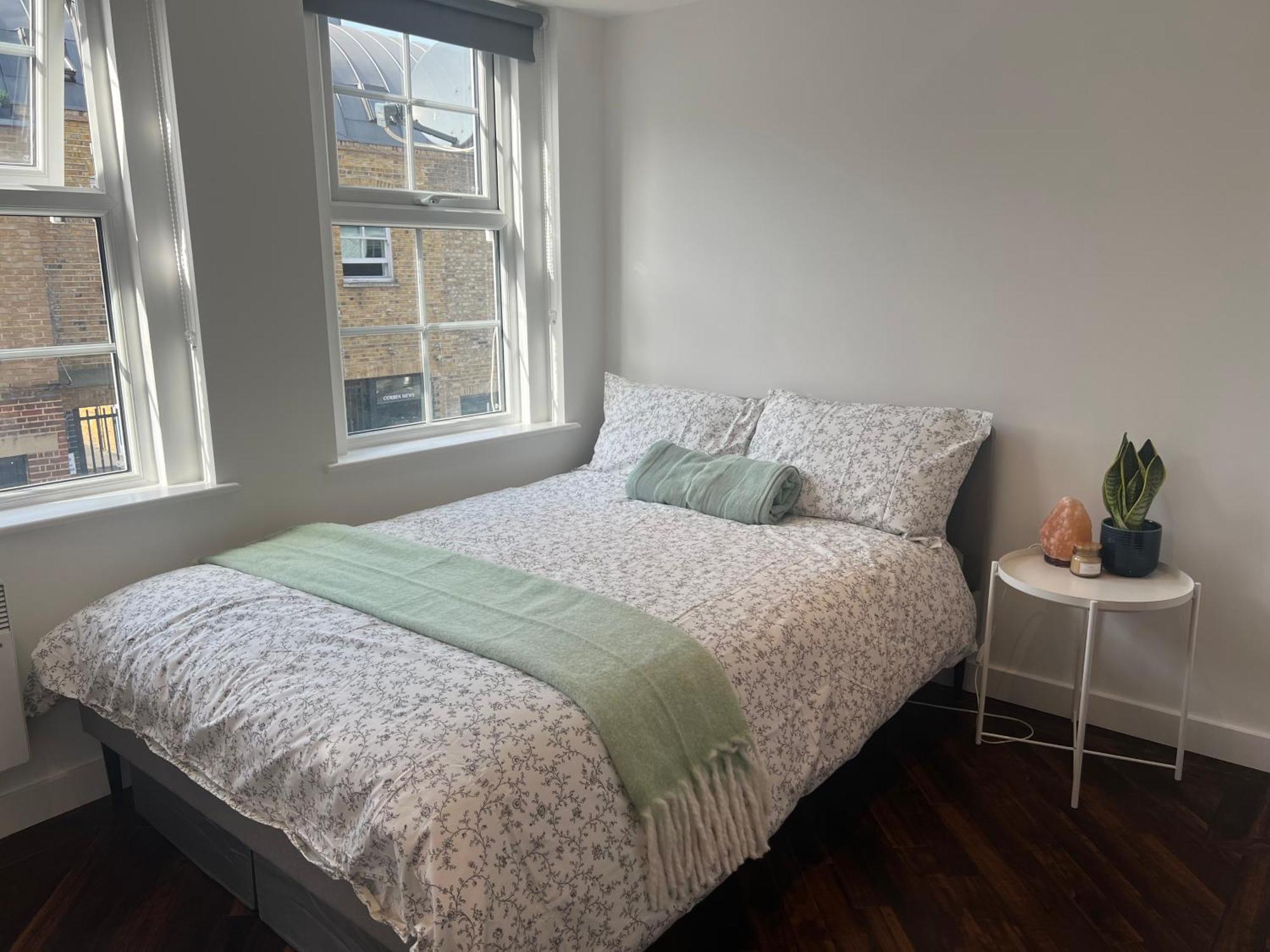 Spacious Battersea Rooms And Apartments Лондон Экстерьер фото